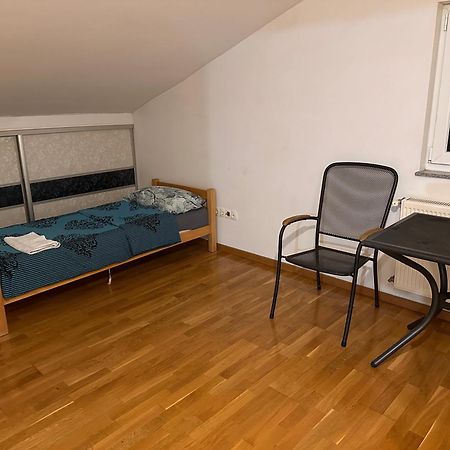 Rooms Near The Airport Sarajevo Exterior photo