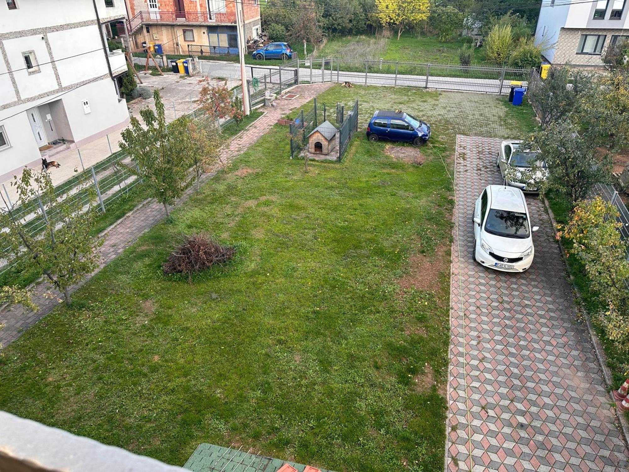 Rooms Near The Airport Sarajevo Exterior photo
